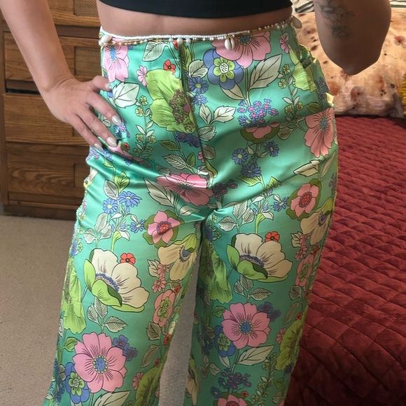 Zara Silk Floral High-Waisted Pants - Picture 4 of 10